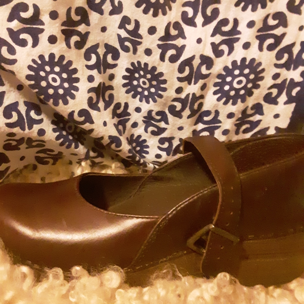 Women's size 38 Danskos